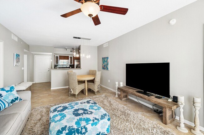 Building Photo - 700 E Boynton Beach Blvd