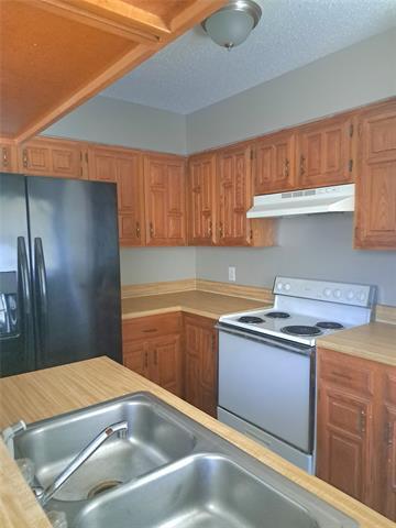 Building Photo - 1125 Highbush Dr