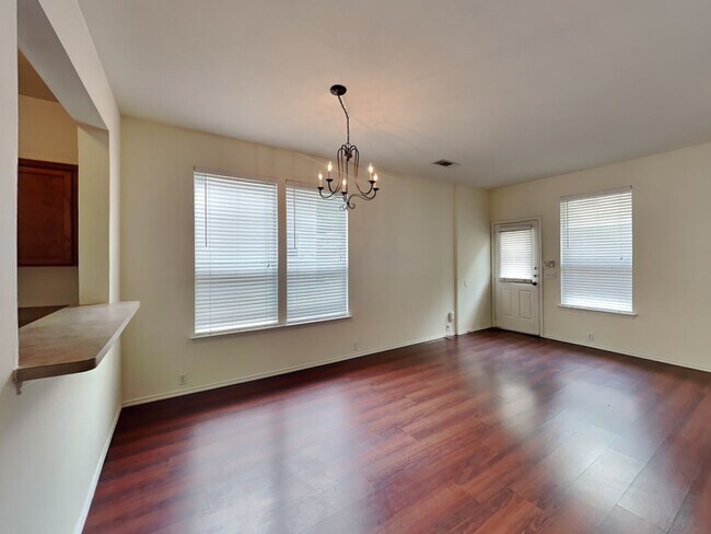 Building Photo - 10661 Traymore Dr