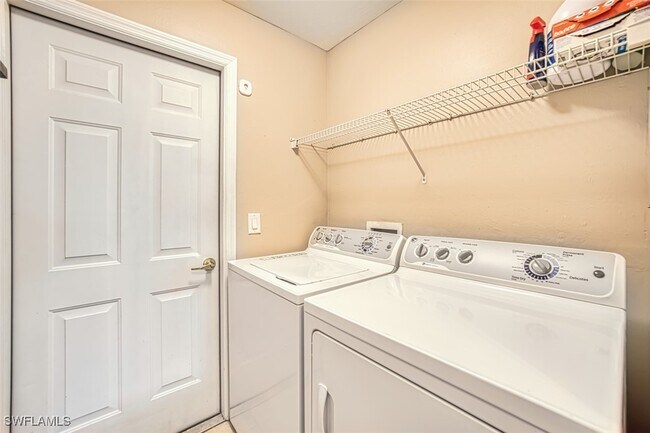 Building Photo - 9919 Horse Creek Rd