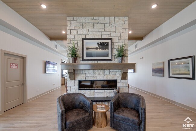 Building Photo - Buffalo Ridge Apartments