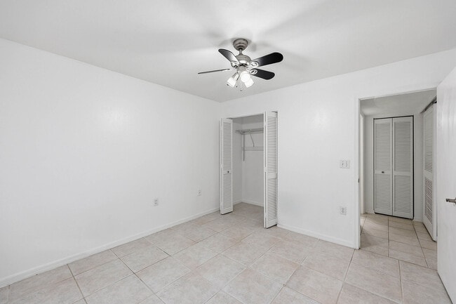 Building Photo - 1231 Commonwealth Cir