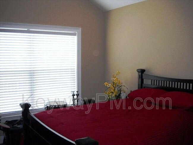 Building Photo - 4839 High Meadows Dr