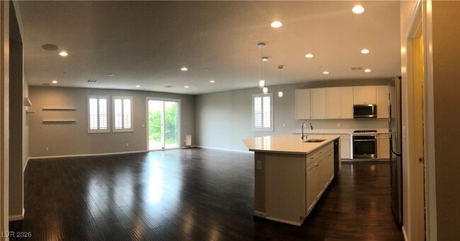 Building Photo - 2434 Fanano St