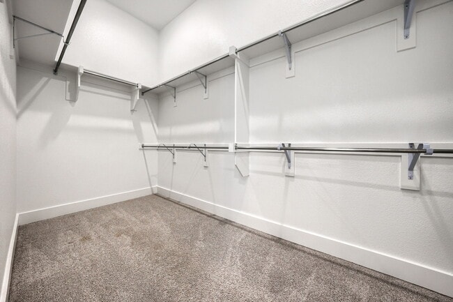 Building Photo - 1307 Beach Blvd