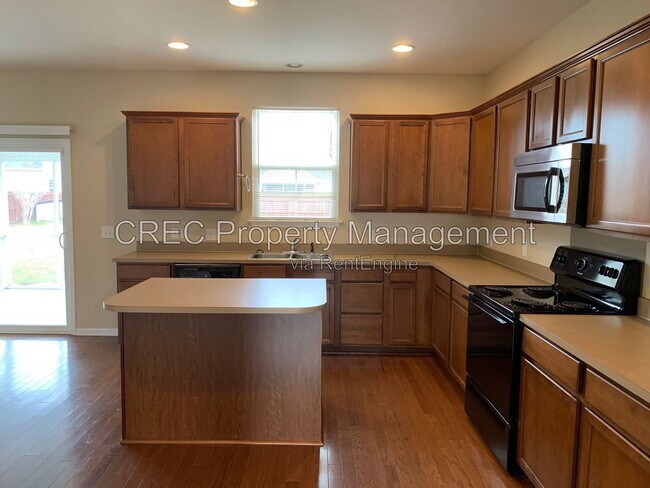 Building Photo - 1016 Bridlewood Farms Pkwy