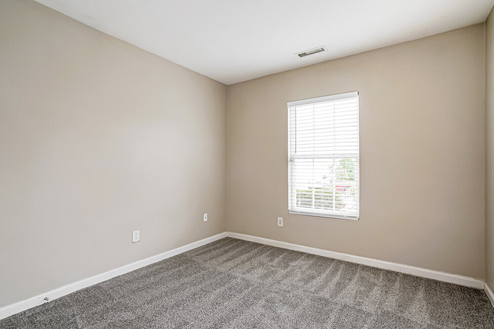 Building Photo - 535 Kerriann Ln