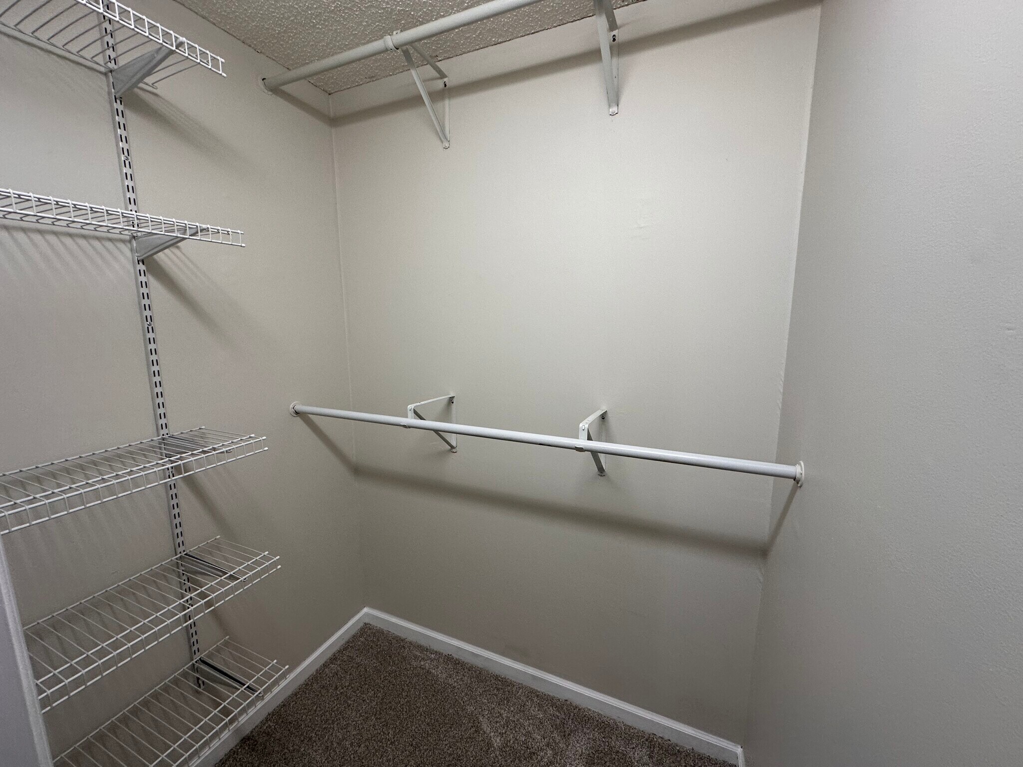 Building Photo - 1350 Maple Shade Lane