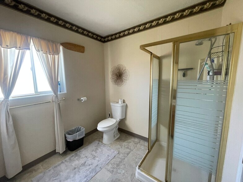 Building Photo - 222 W Golden Eagle Cir