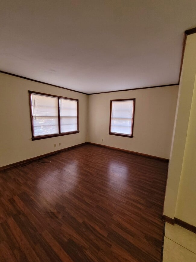 Building Photo - Charming 2 Bed Apartment with Spacious Layout in Jonesboro, AR!