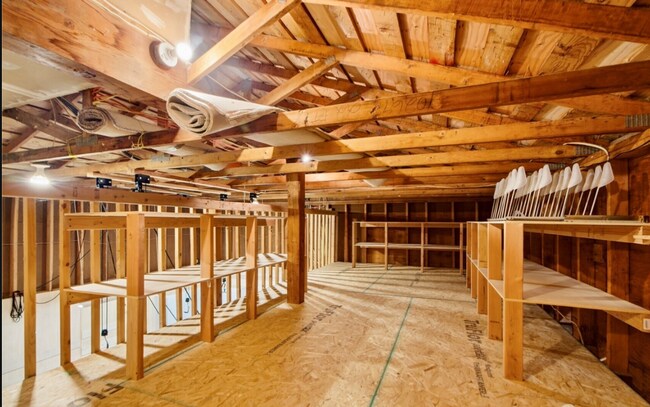 Building Photo - 15237 SE 48th Dr
