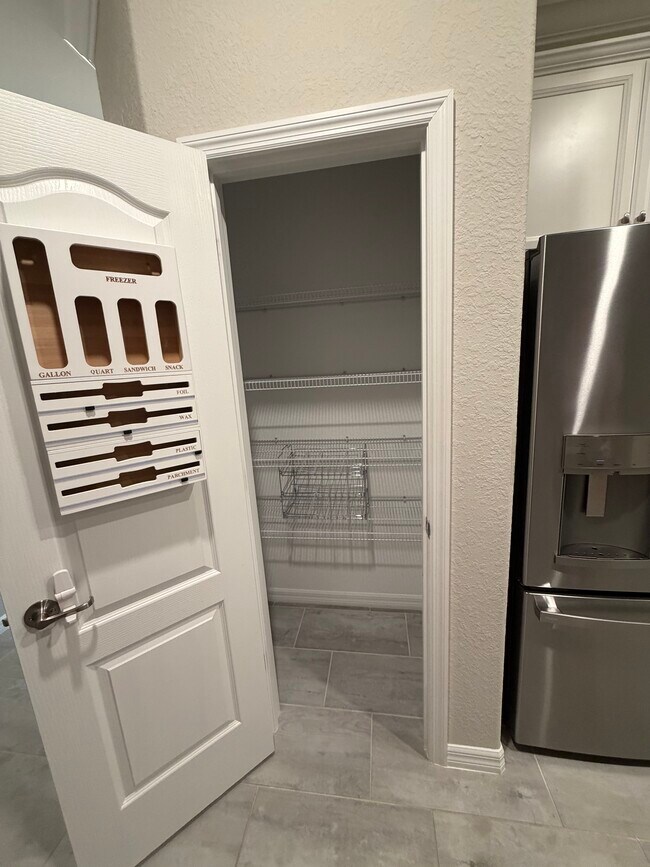 Building Photo - 11815 Bluebird Pl