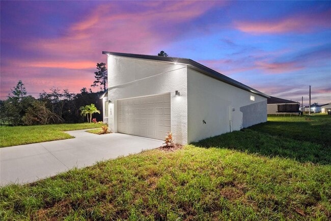 Building Photo - 205 Hyacinth Ct