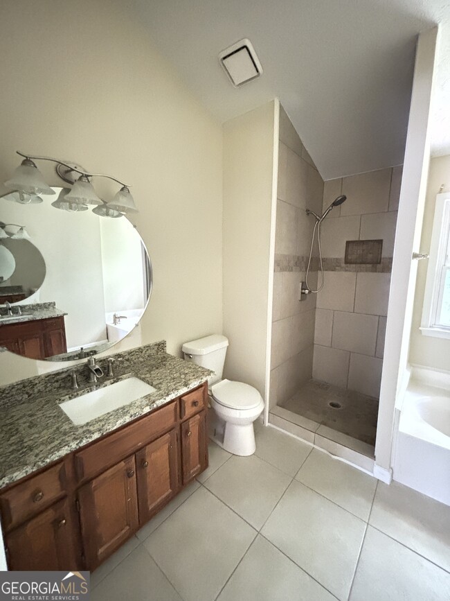 Building Photo - 3330 Ridgerock Way