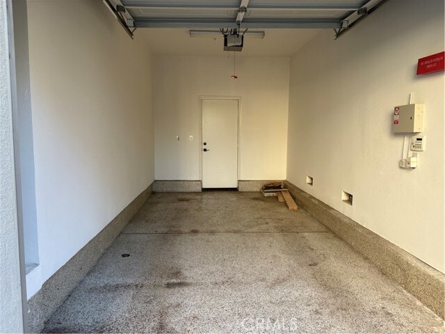 Building Photo - 865 Sunset Pl