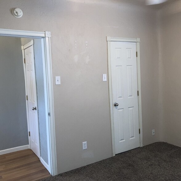 Back bedroom - 217 N Jackson