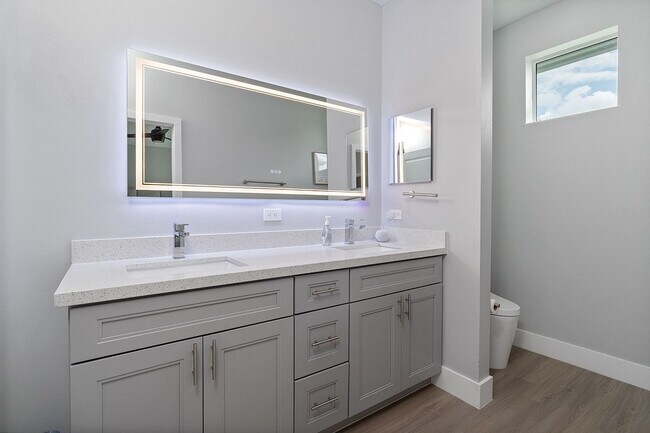 Building Photo - Frederick Isles Townhomes - Delray Beach