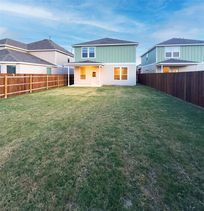 Building Photo - 141 Banyon Dr