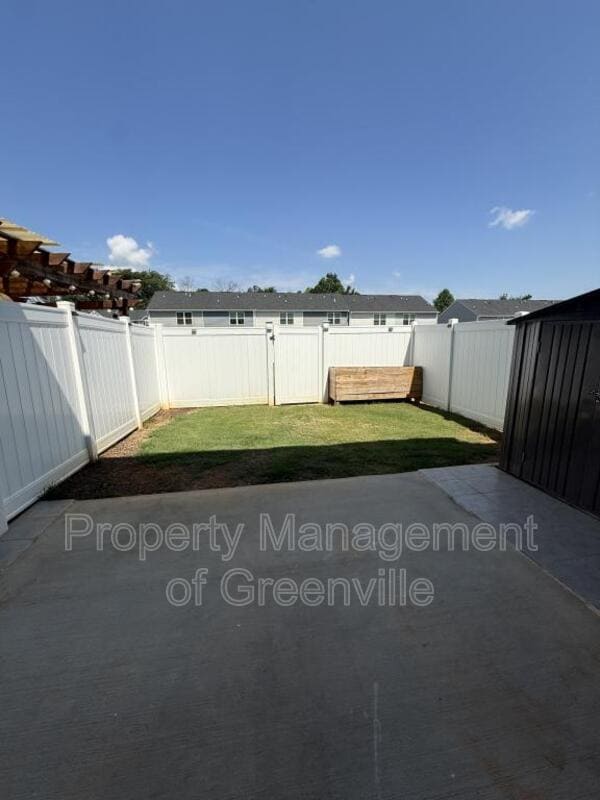 Building Photo - 103 Fernside Ct
