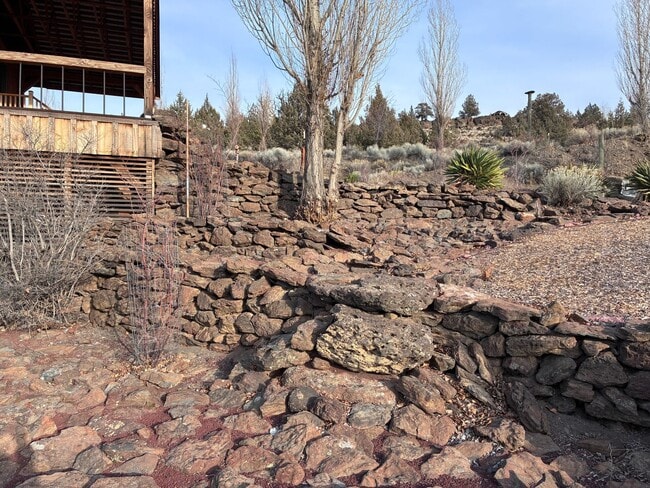 Building Photo - Peaceful Terrebonne Living Near Steelhead Falls, Unbelievable Views!