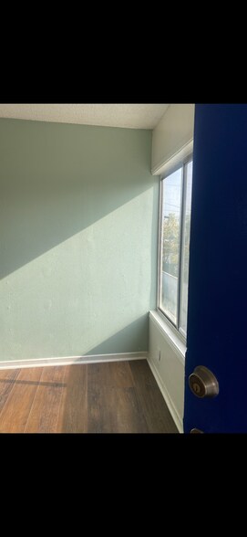 Building Photo - 10010 Anzac Ave