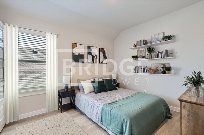 Building Photo - LIVINGSTON PLAN