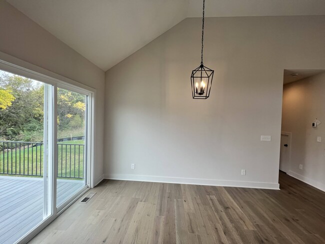 Building Photo - 11014 S Millstone Dr