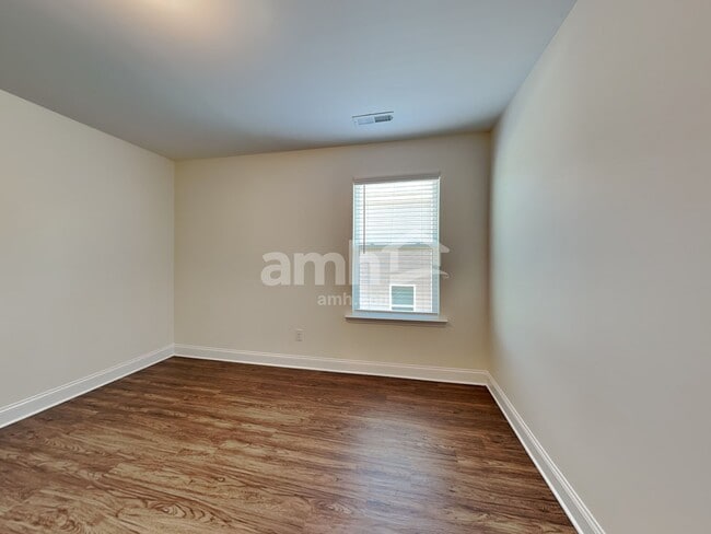 Building Photo - 13037 Wishsong Ct