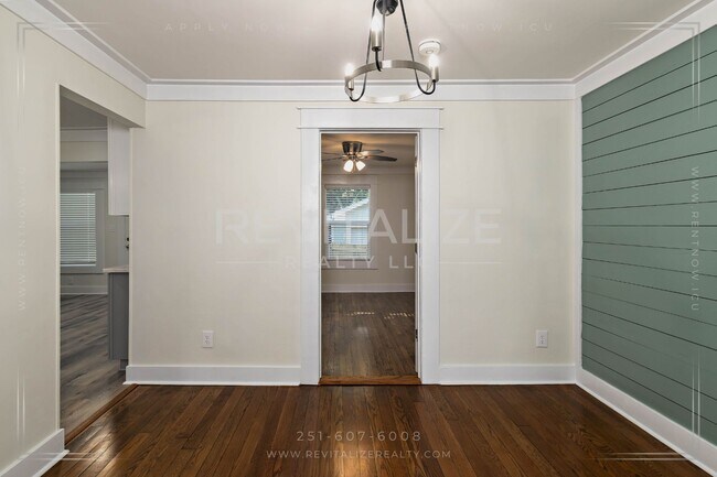Building Photo - 80 N Hathaway Rd