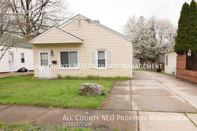 Building Photo - 772 Triplett Blvd