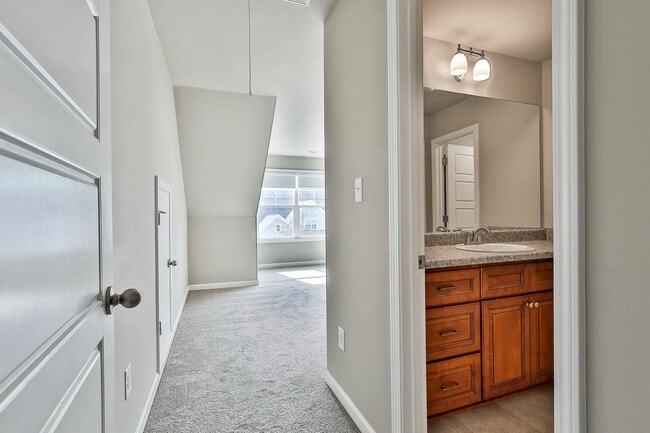 Building Photo - Spacious 5BR Home in Senoia — Golf Cart to Downtown