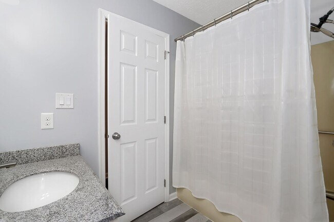 Building Photo - 103 Jonquil Ct
