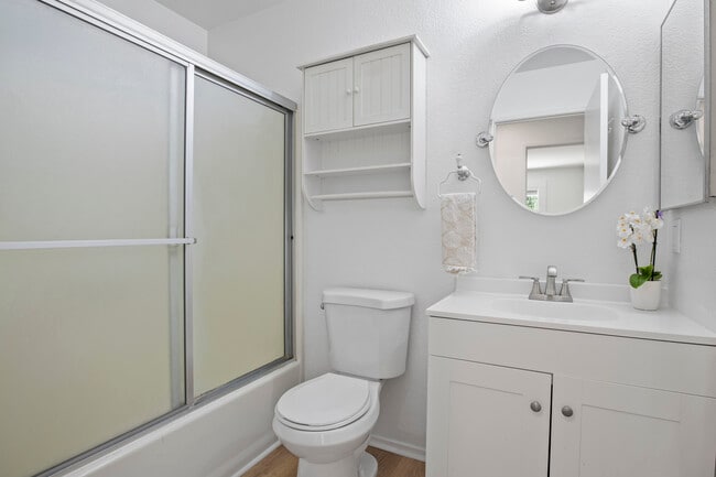 Building Photo - 39216 San Francisquito Canyon Rd