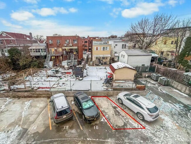 Building Photo - 70-09 45th Ave