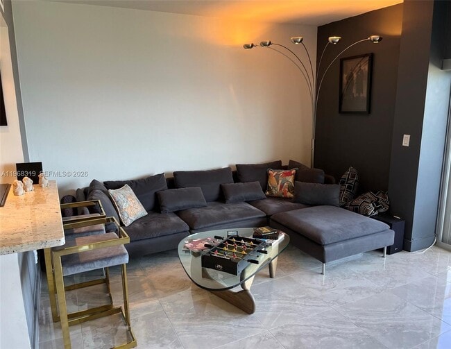 Building Photo - 880 NE 69th St