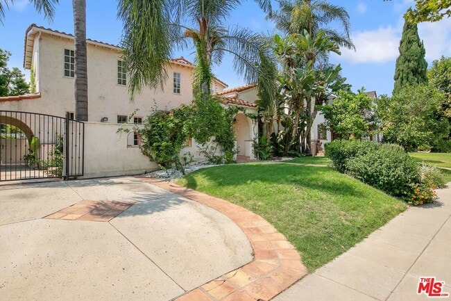 Building Photo - 333 S McCarty Dr
