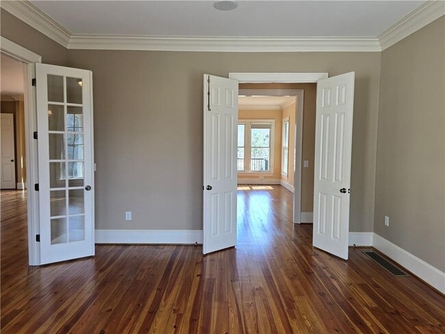 Building Photo - 1462 Georgia Club Dr