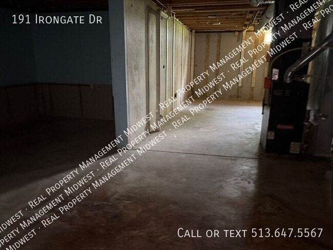 Building Photo - 191 Irongate Dr