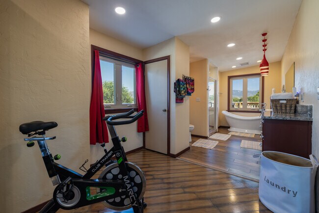 Building Photo - 10128 2nd St NW