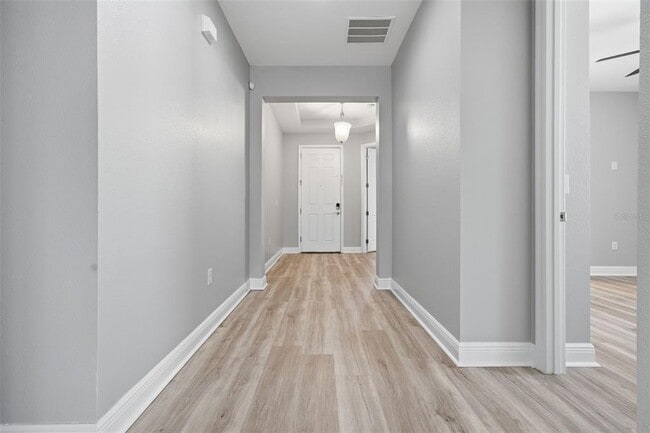 Building Photo - 15020 Trinity Fall Way