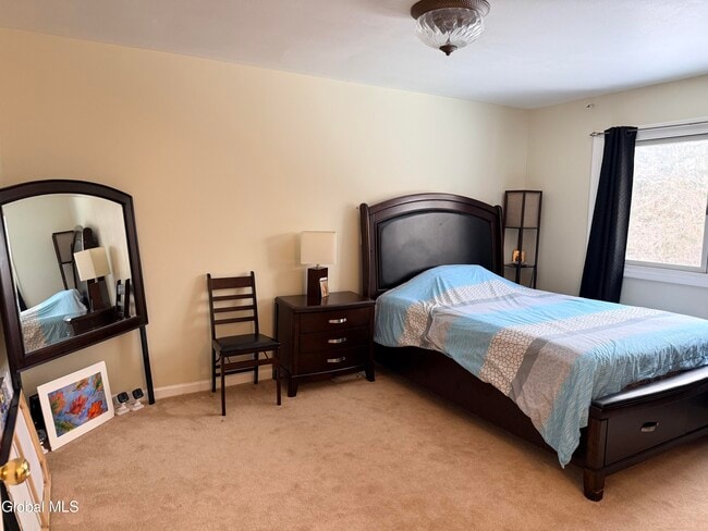 Building Photo - 120 Donna Lynn Dr