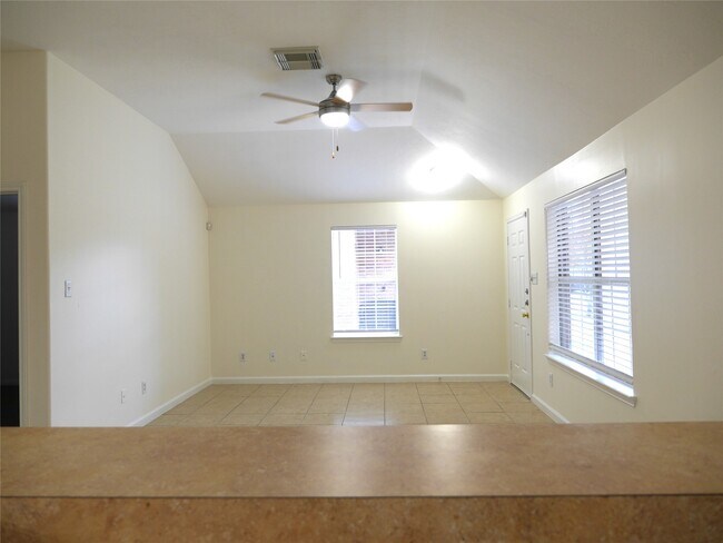 Building Photo - 16327 Bettong Ct