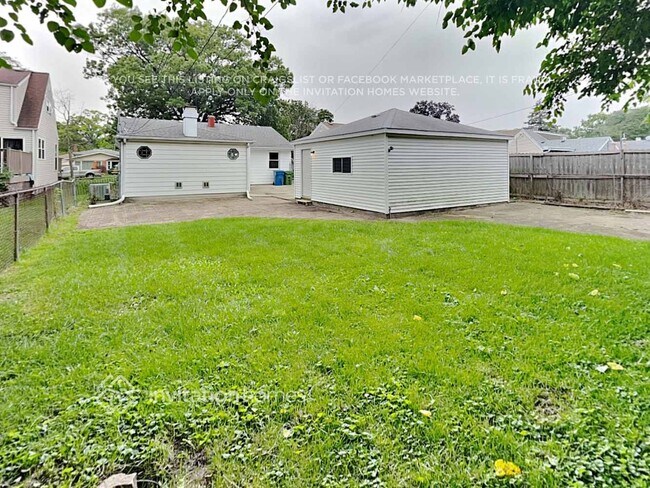 Building Photo - 9219 S 51st Ave