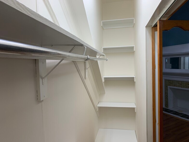 Walk in Closet 2 - 1827 Swann St NW