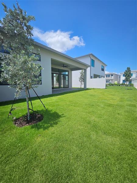 Building Photo - 9421 Tulip Leaf Ct
