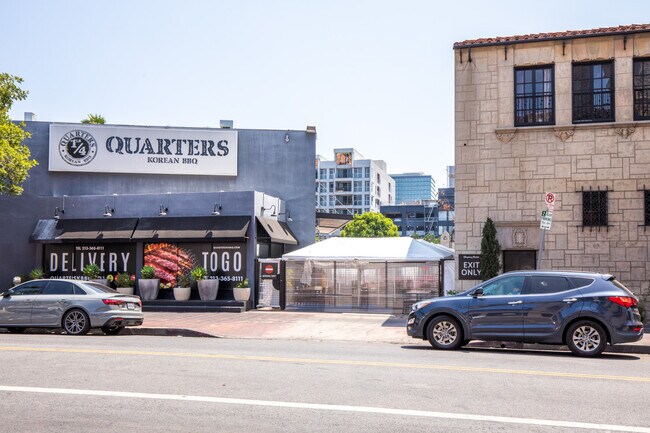 Building Photo - 136 S Virgil Ave