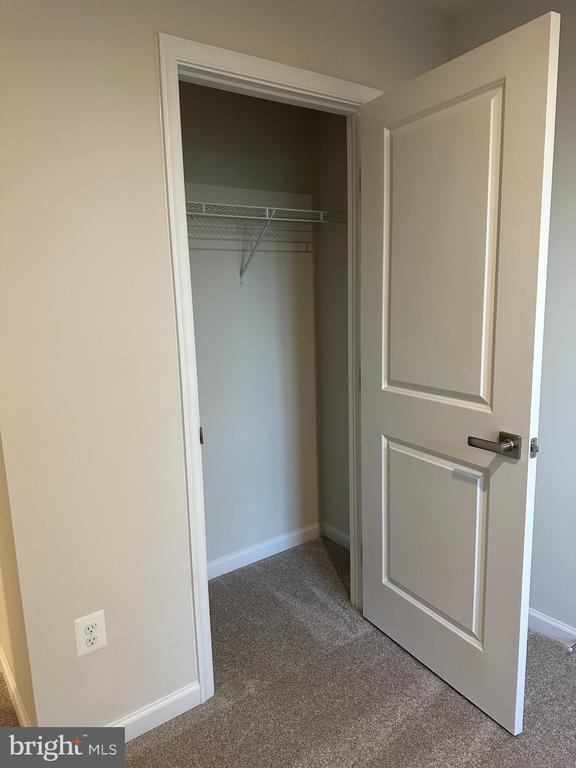 Building Photo - 645 Laurelwood Cir