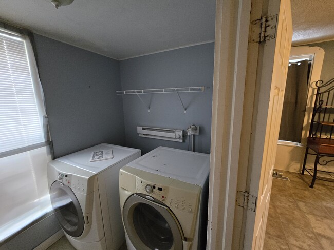 Laundry Room - 1225 Elm St