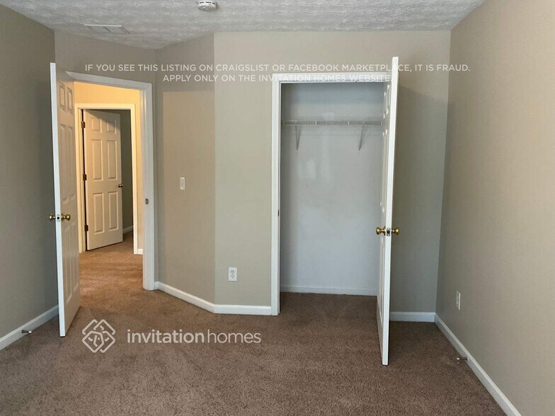 Building Photo - 5411 Skylar Creek Ln NE