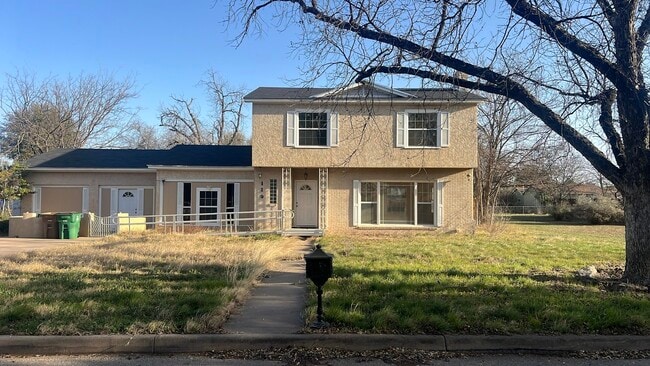 Primary Photo - 110 Churchill Blvd